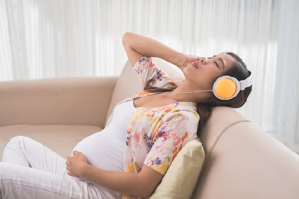 Thiếu ngủ gây nhiều ảnh hưởng xấu đến sức khỏe của mẹ bầu