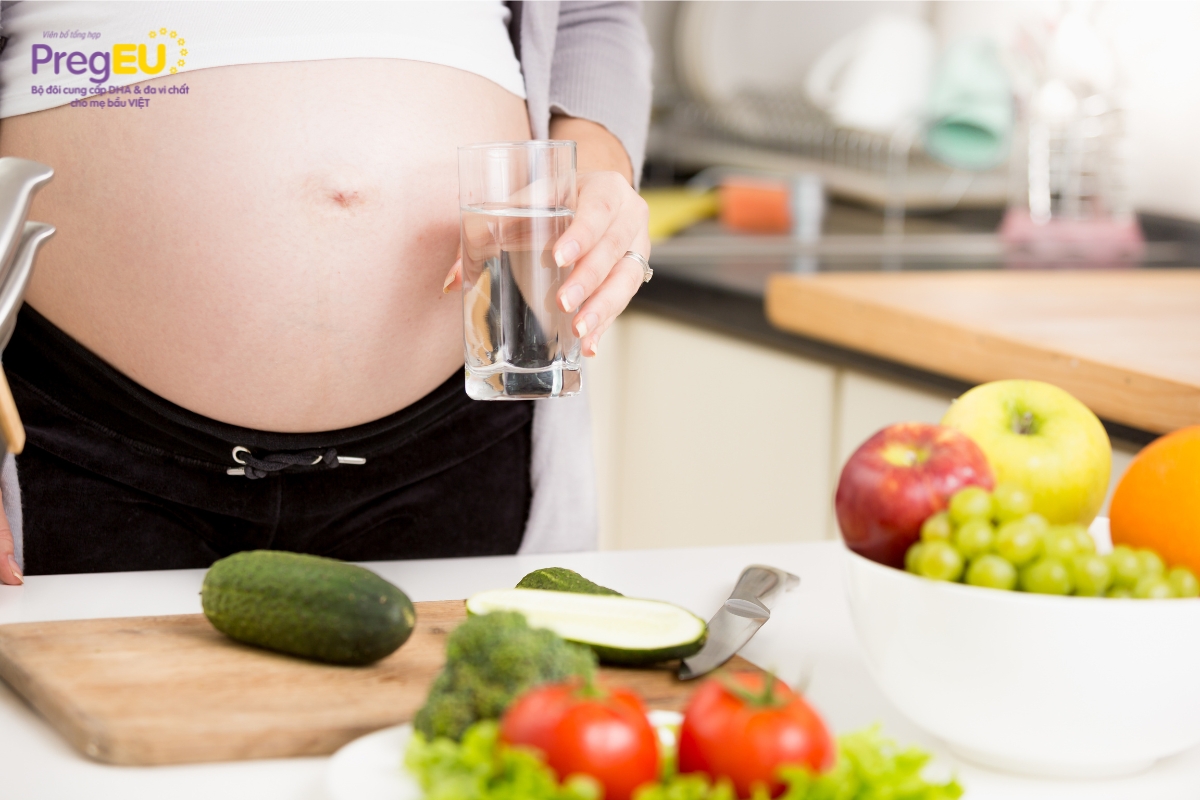 Hướng dẫn bổ sung dinh dưỡng cho thai phụ 3 tháng đầu thai kỳ