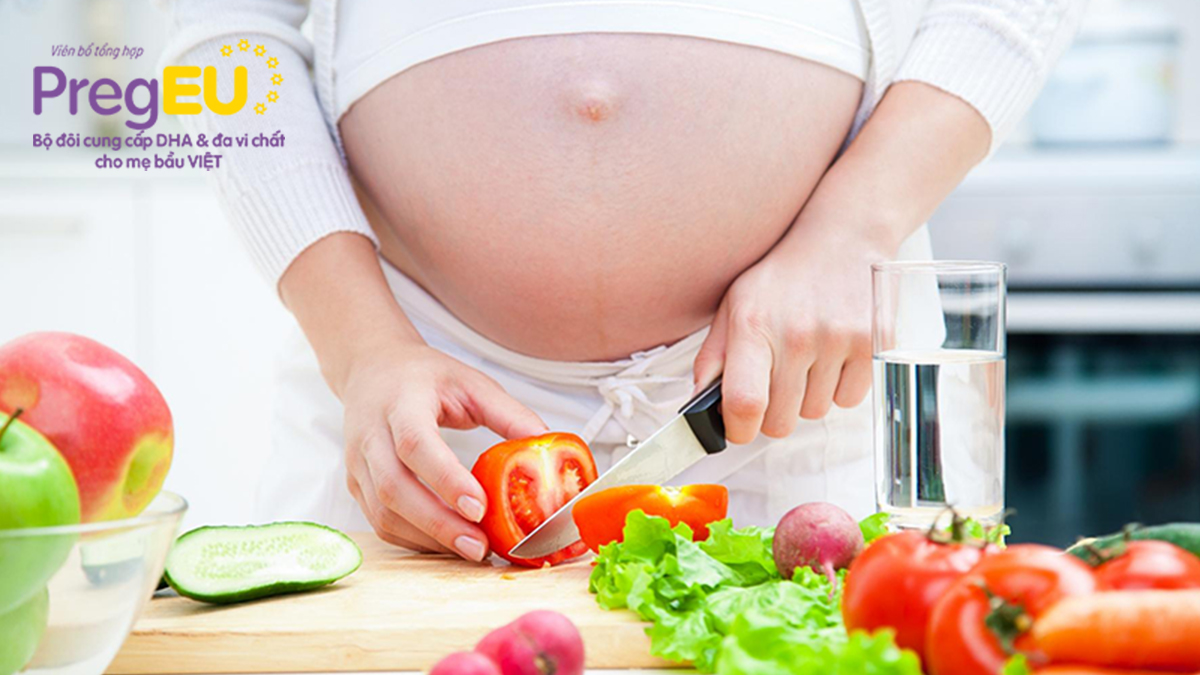 Bà bầu nên ăn gì để dưỡng thai? Giải đáp từ chuyên gia